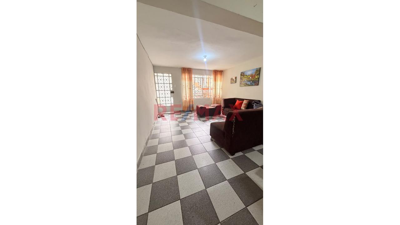 San Juan De Lurigancho Venta De Departamento 175 M2 1 Er Piso 2 Cuadras De La Estacion Postes — foto 9
