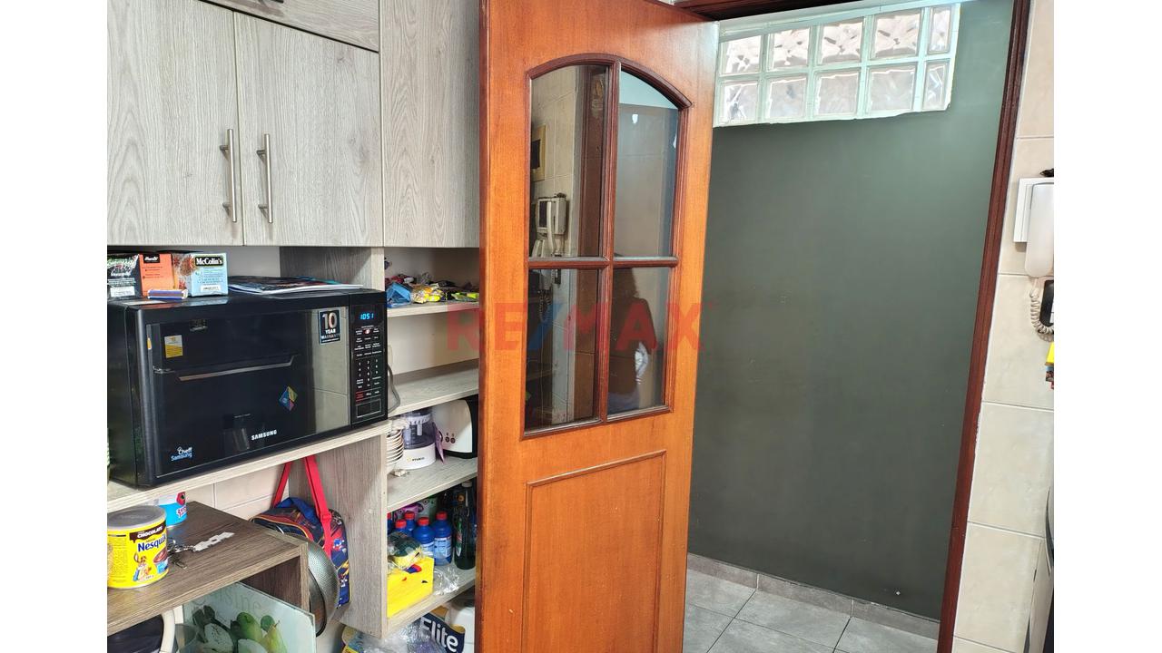 Monoambiente Semi Amoblado En Venta En La Av. Garzón — foto 9