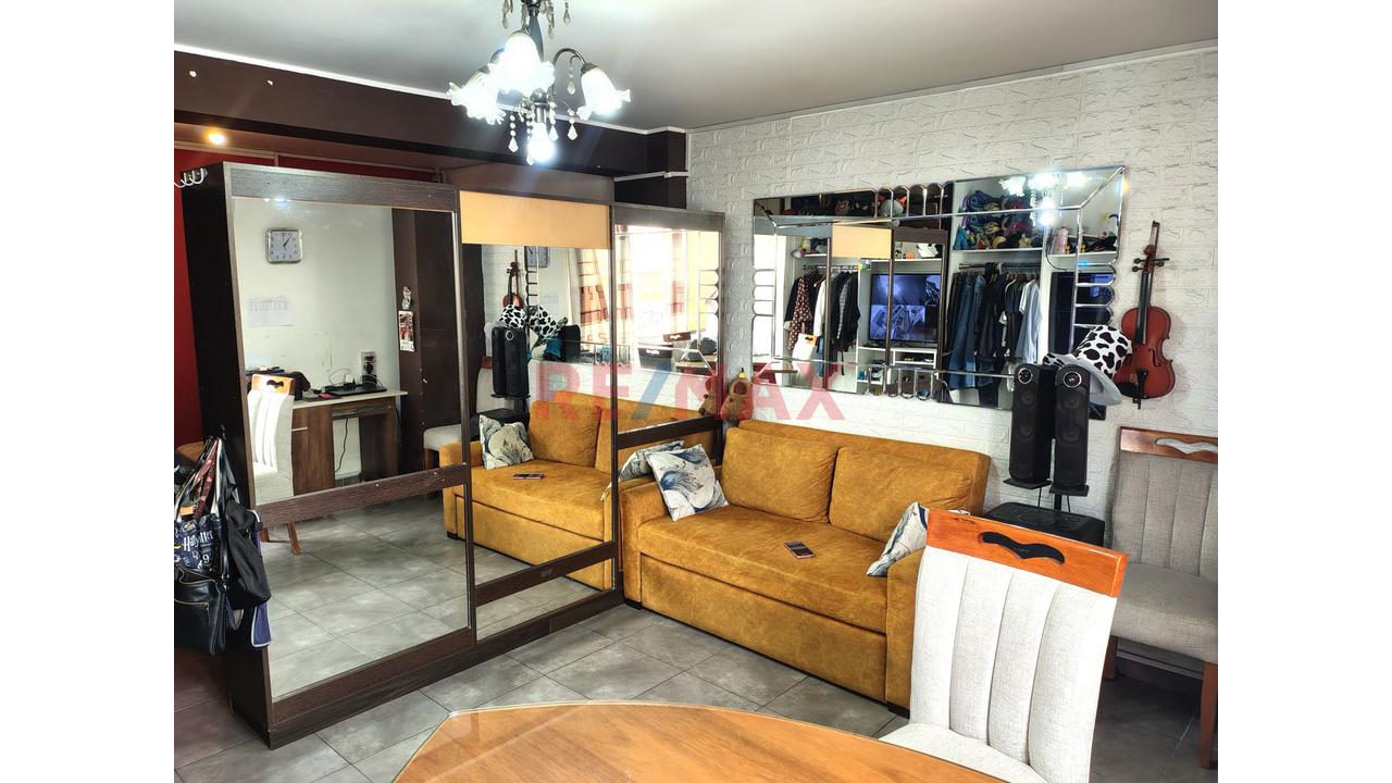 Monoambiente Semi Amoblado En Venta En La Av. Garzón
