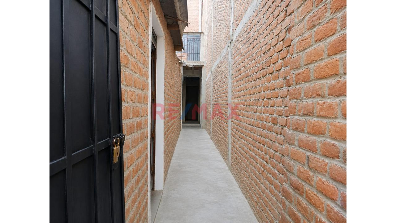 Casa En Venta En A,H José Olaya - Piura - 8