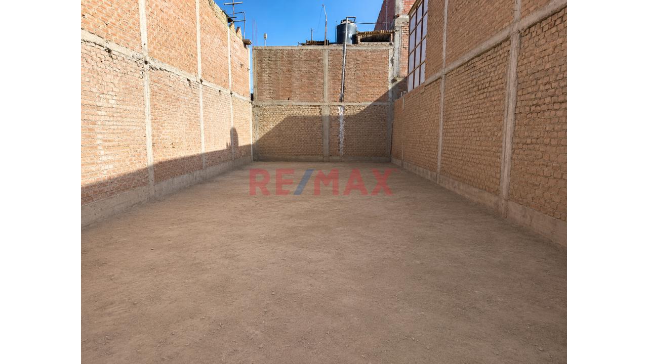 TERRENO URBANO 4