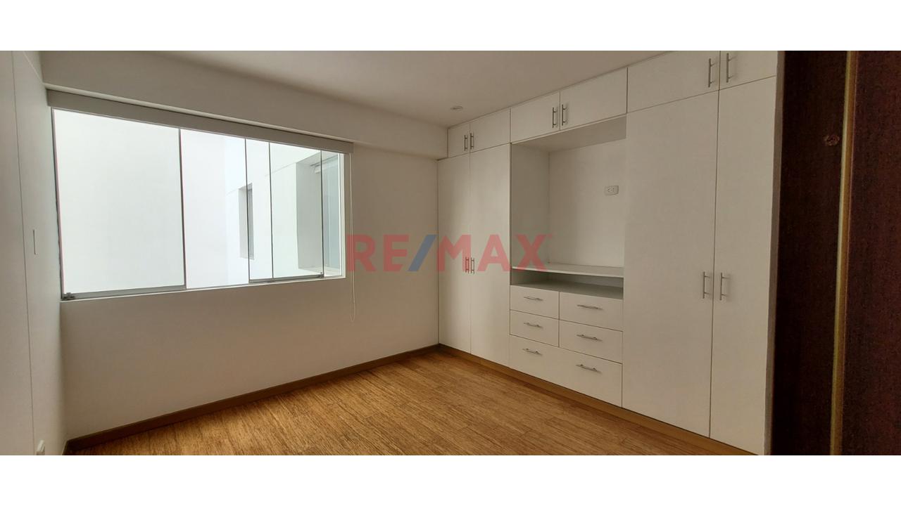 Se Vende Departamento 3Dor Miraflores 2Do Piso — foto 3