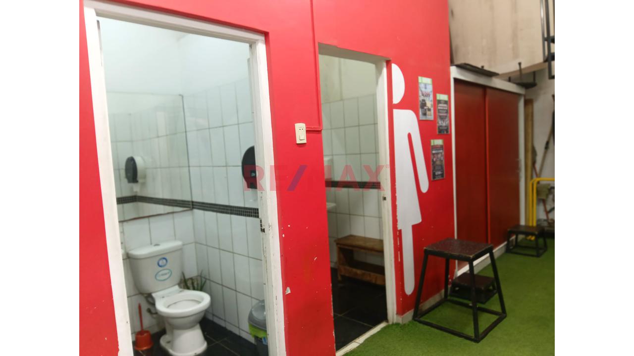 🏢 ¡Local Comercial En Primer Piso En Esquina Estratégica! 📍 - 5