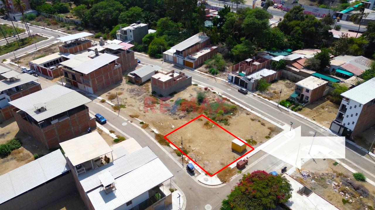 😮 Ocasión Lote En Venta 📐263.57 M² ( 17.52 X 15 ) 📮 Cal Las Poncianas Mz C15 Urb. Las Palmeras De Centenario Etapa 1 En Esquina - 8