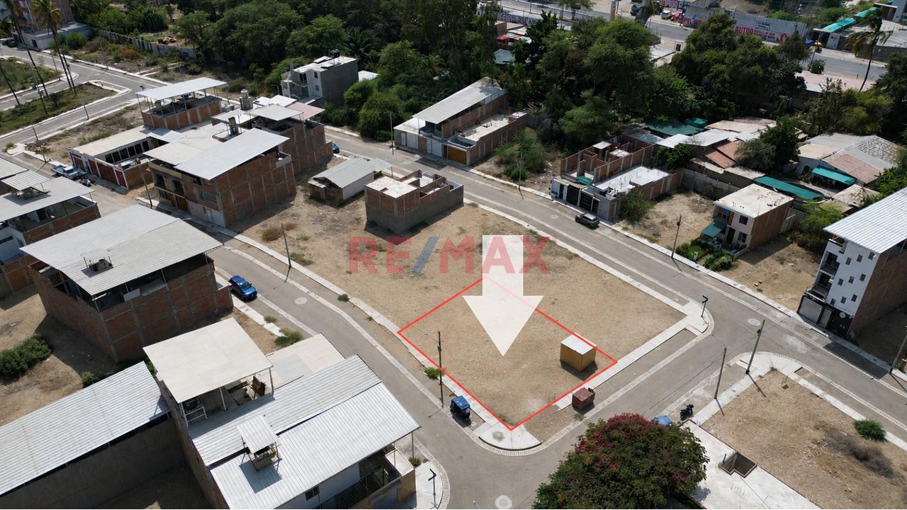 😮 Ocasión Lote En Venta 📐263.57 M² ( 17.52 X 15 ) 📮 Cal Las Poncianas Mz C15 Urb. Las Palmeras De Centenario Etapa 1 En Esquina - 2