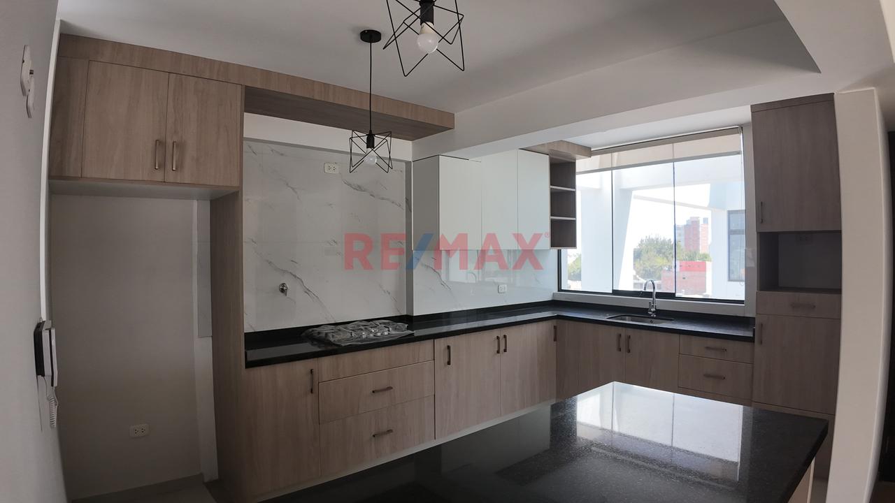Vendo Amplio Dúplex, En La Mejor Zona De Umacollo - 13