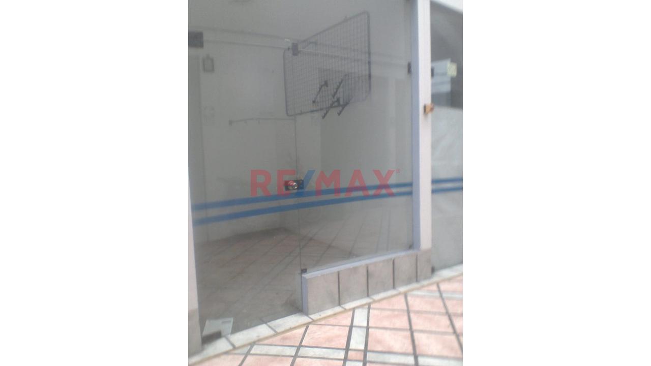 Se Vende Local - 3