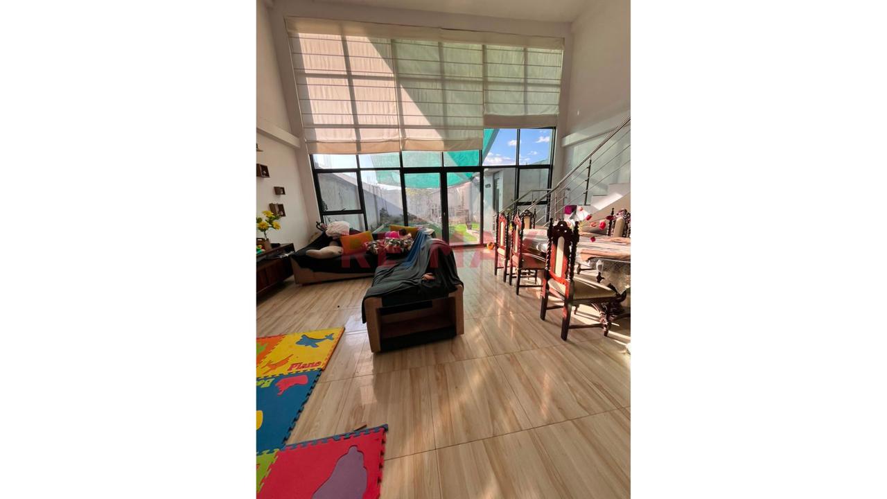 Casa En Venta - 4