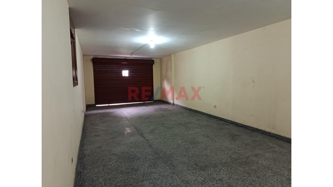Alquilo Casa Con Buena Distribución De 245 M² | San Miguel - 17