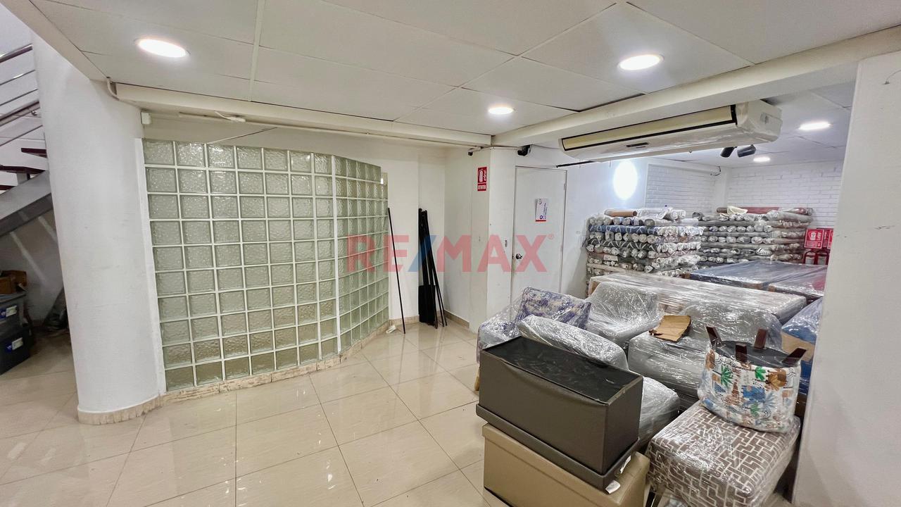 Venta De Local En Pleno Corazon De Lince - 13