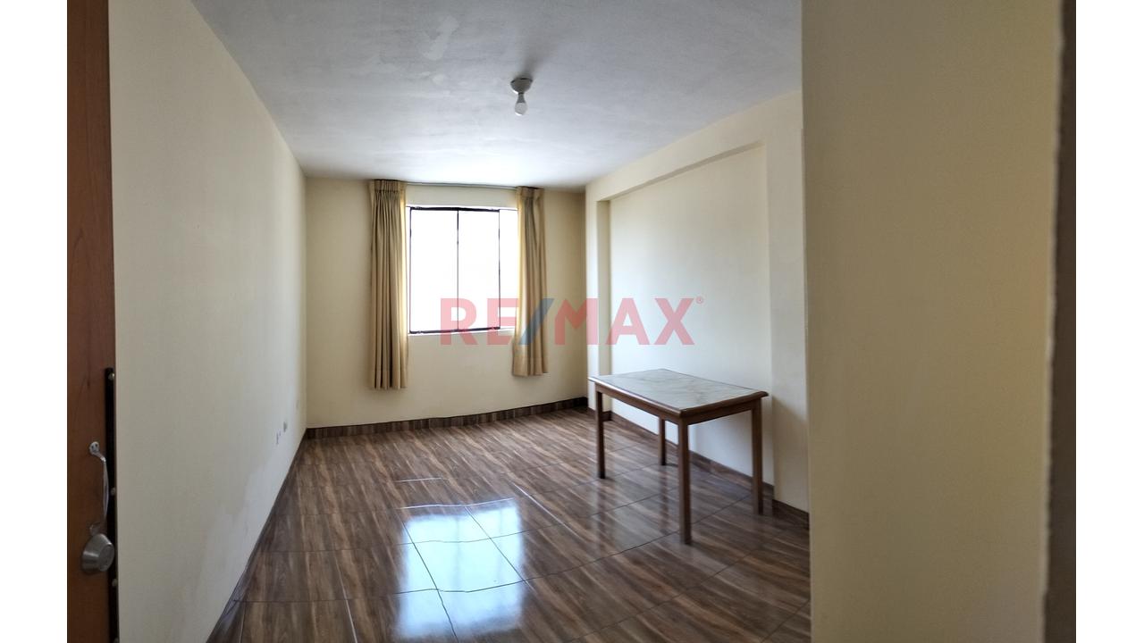 🏡 ¡Alquila Tu Espacio Privado Frente Al Parque De Los Novios! Habitación Con Baño Propio En Pro - Los Olivos | S/ 420 — foto 2