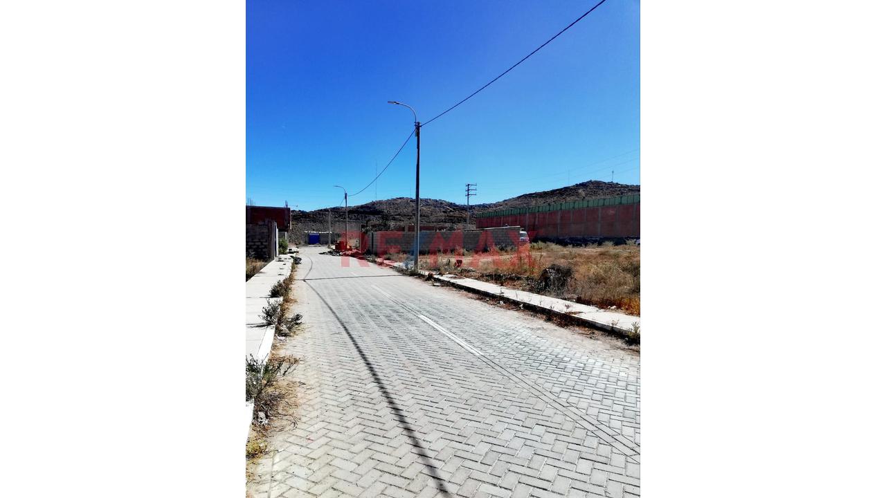 ¡ Invierte Hoy En Yura!  Terreno Urbano De 122 M2 Con Servicios Independizados Y Documentos En Regla. — foto 3