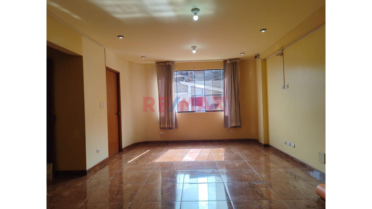 Vendo Amplio Departamento De 108M2 En 2Do Piso Con Aires Incluidos — foto 2