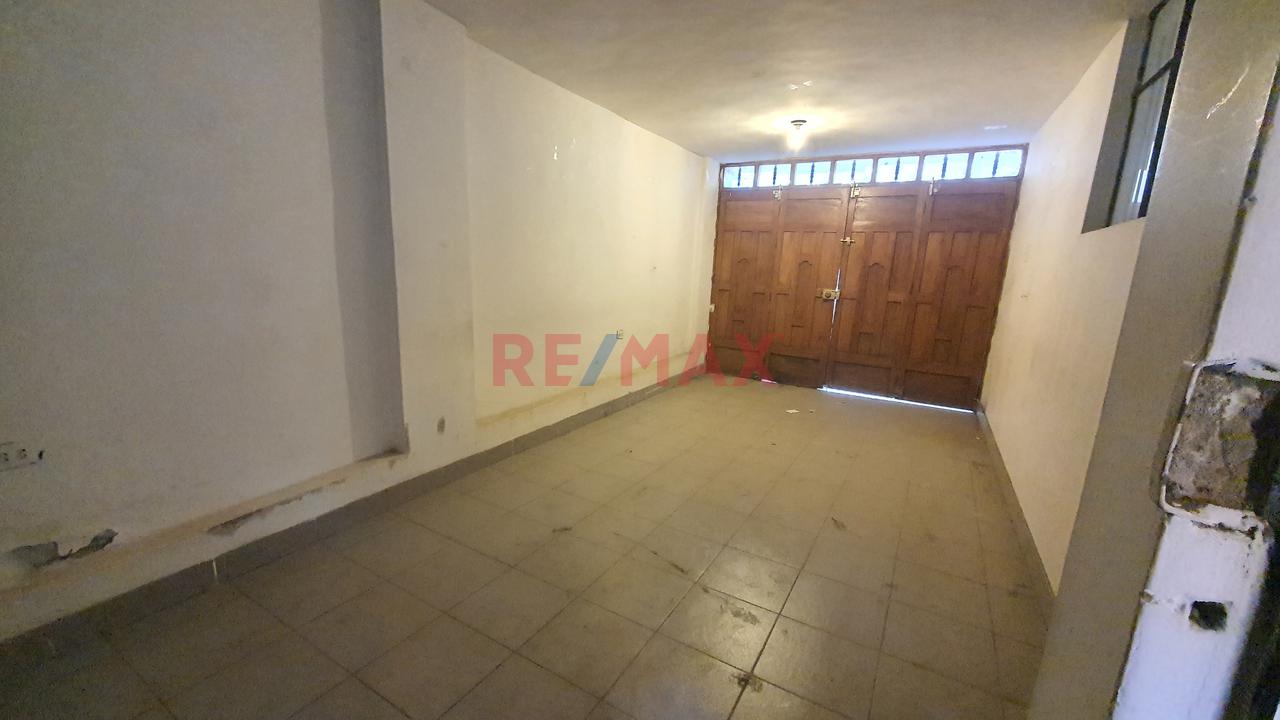 Venta De Casa De 5 Pisos - Puno - 6