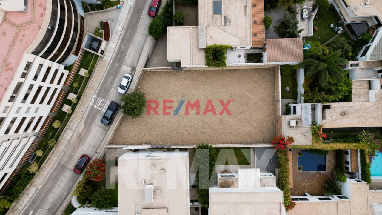 Terreno En Venta – San Isidro | 513 M² | A Pasos Del Hotel Los Delfines - 1