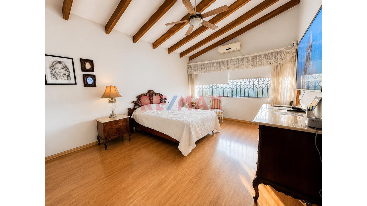 Exclusivo Dúplex Tipo Casa En Condominio Privado | Cerros De Camacho | 323 M² — foto 8