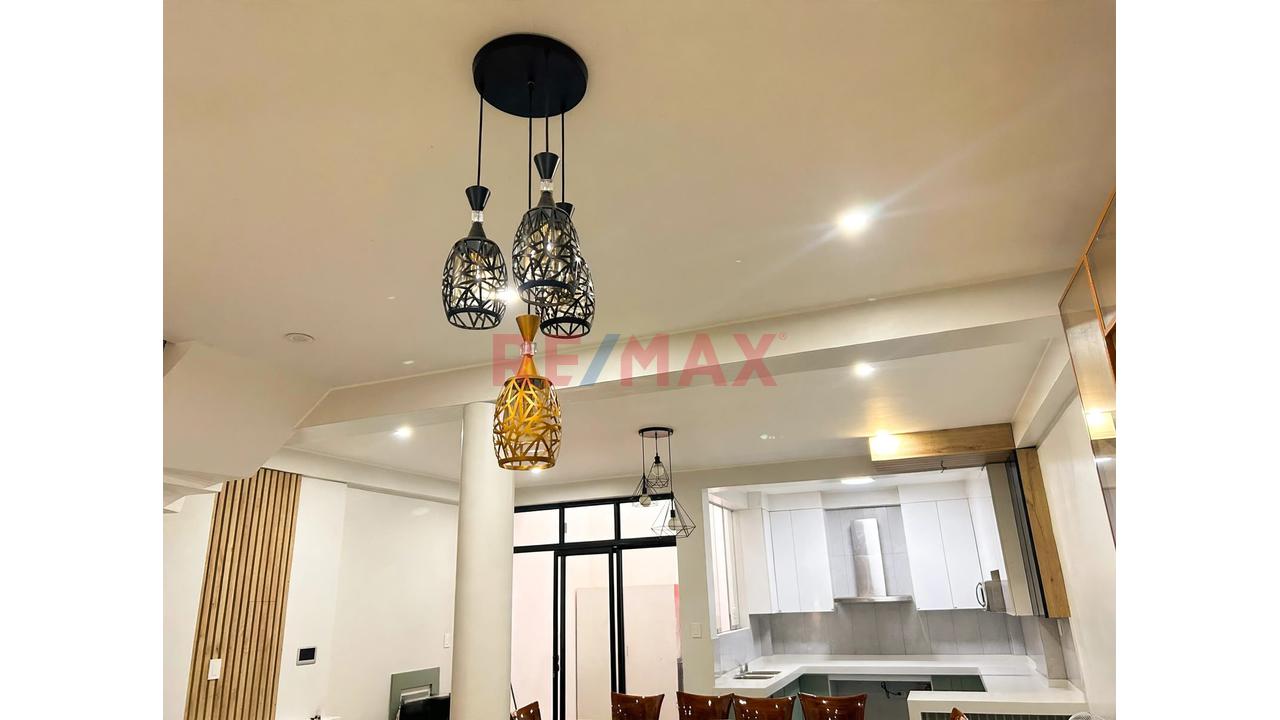 Vendo Moderna Casa Frente A Parque En Urb. Privada Carabayllo  Con Seguridad 24/7 — foto 5