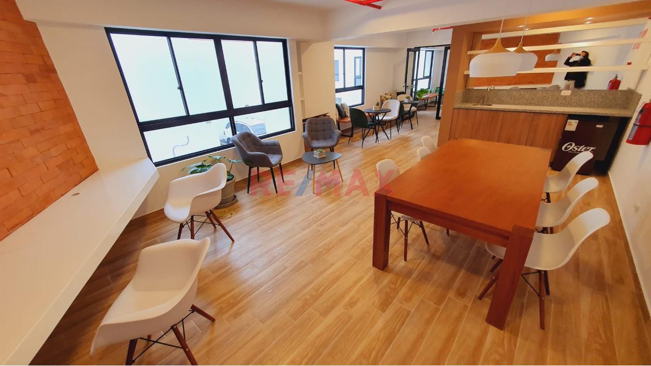 Vendo Hermoso Duplex En Jesus Maria Frente A La Upc 🏙️🏙️ - 9