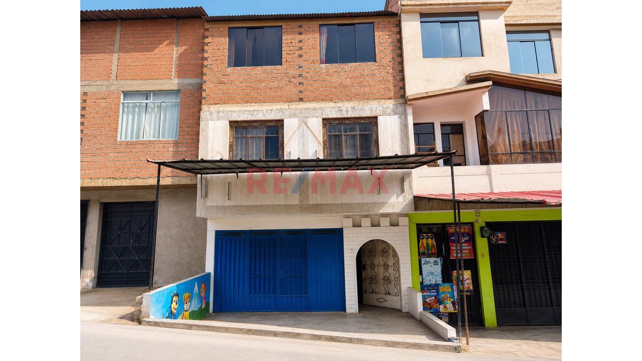 Casa 03 Pisos - Gran Oportunidad De Inversión Vivienda, Alquileres, Kinder - Ate (Huaycan) - 3