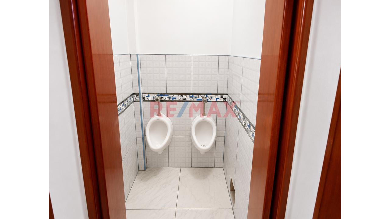 Casa 03 Pisos - Gran Oportunidad De Inversión Vivienda, Alquileres, Kinder - Ate (Huaycan) - 8