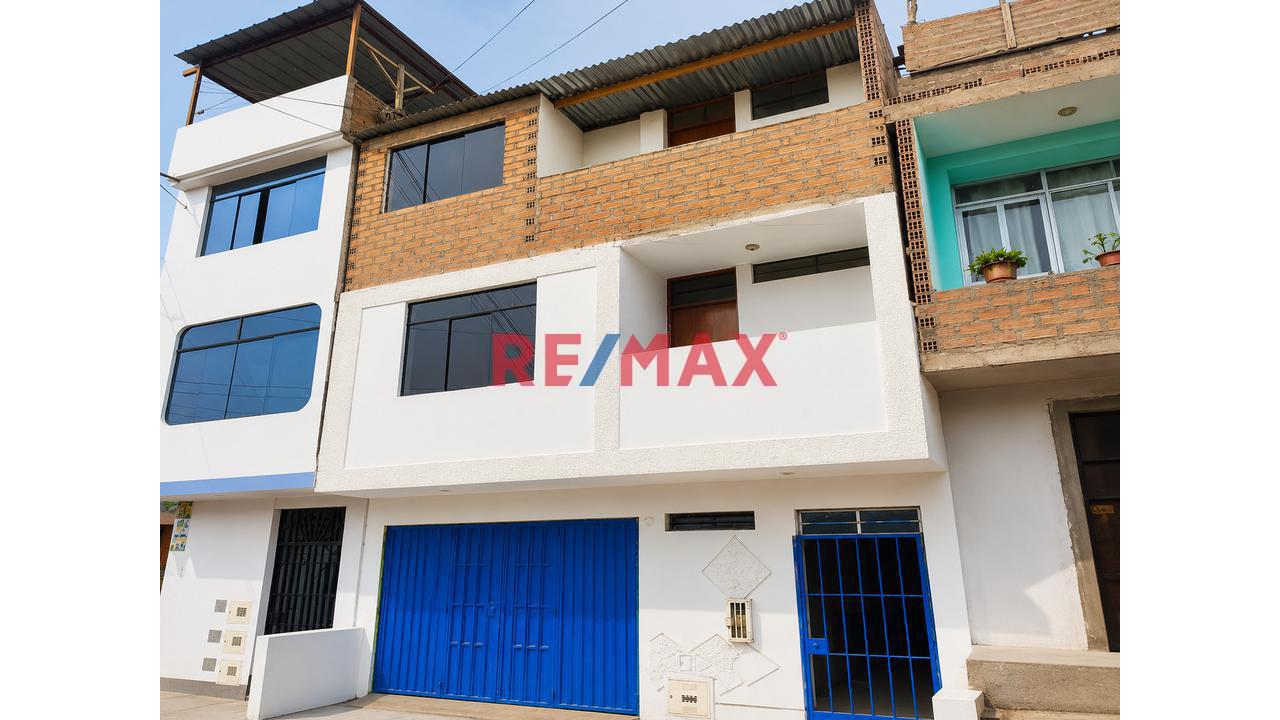 Casa 03 Pisos - Gran Oportunidad De Inversión Vivienda, Alquileres, Kinder - Ate (Huaycan) - 1
