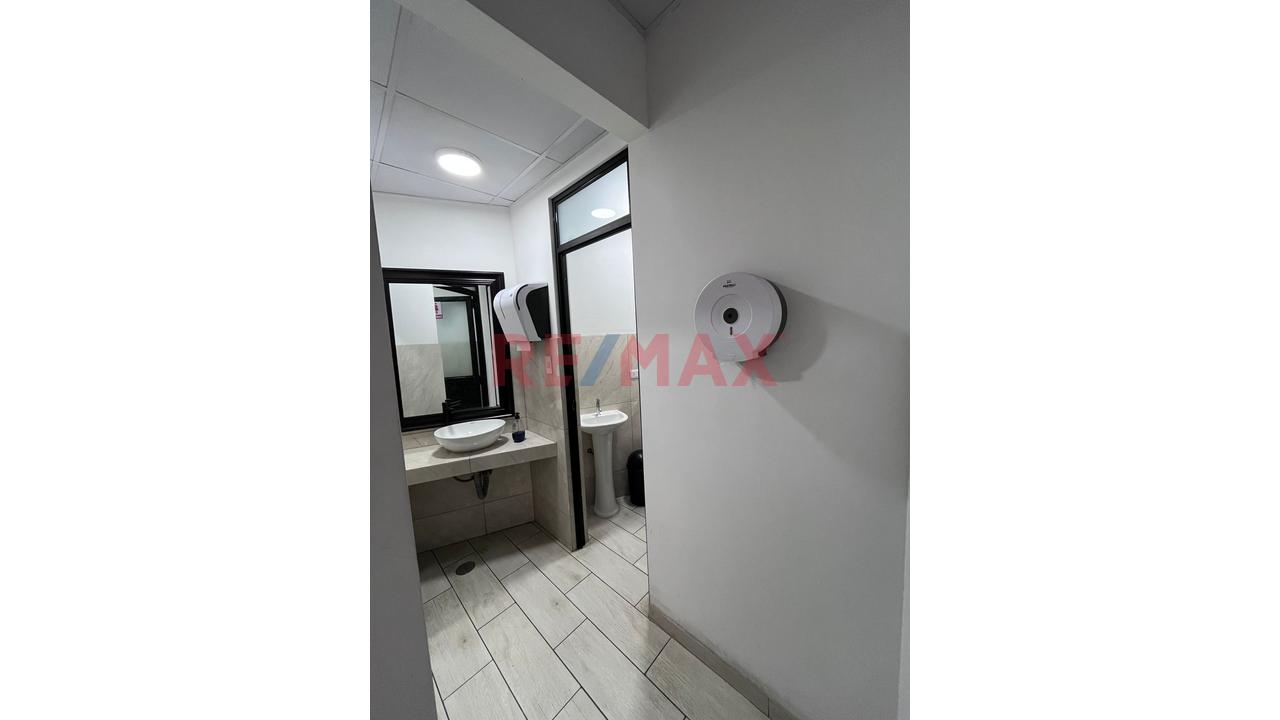 Alquilo Local En 2Do Piso Para Restaurante En San Lazaro Con Juan De La Torre — foto 10