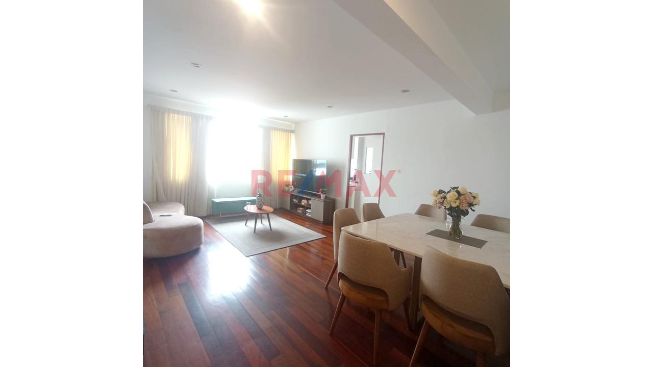 Se Vende Excelente Departamento De 3 Dormitorios En Av. Casimiro Ulloa, Miraflores — foto 9