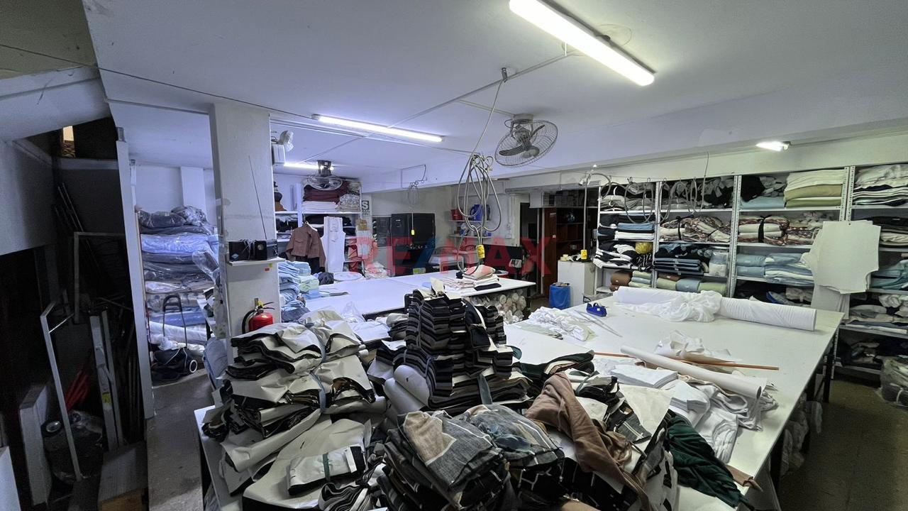 Primer Y Segundo Piso En Venta En Una Zona Altamente Comercial De Av. San Luis. - 11