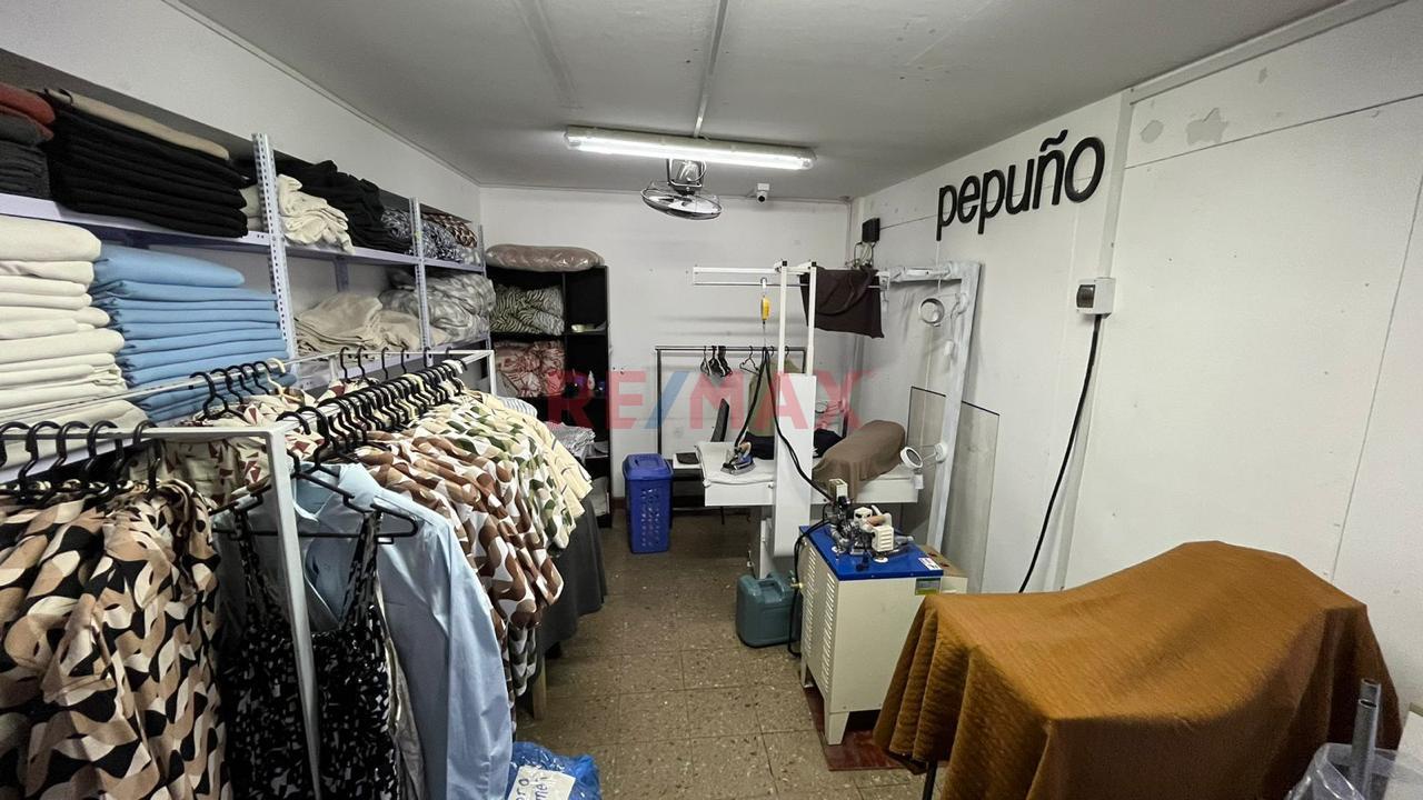 Primer Y Segundo Piso En Venta En Una Zona Altamente Comercial De Av. San Luis. - 8