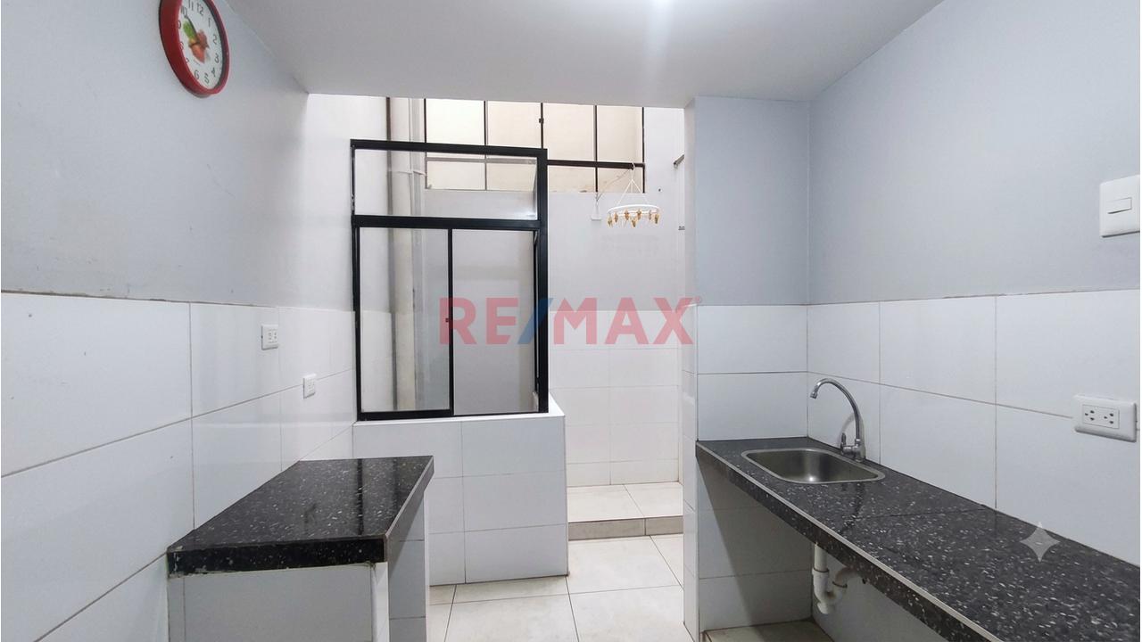 Venta De Deparatamento Amplio - Chimpuocllo - Carabayllo — foto 6