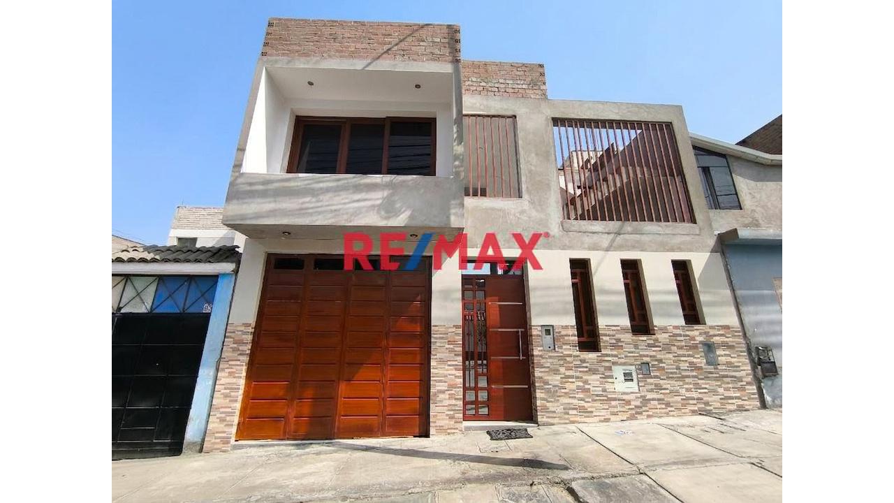 Casa Moderna De 2 Años Con Cimientos Para 5 Pisos-Invierte Hoy En La Zona De Mayor Crecimiento De Sjl