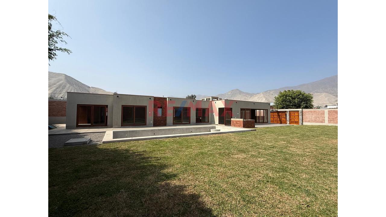 Venta  Casa De Campo De Estreno, Moderna, Funcional En El Condominio El Refugio - 4