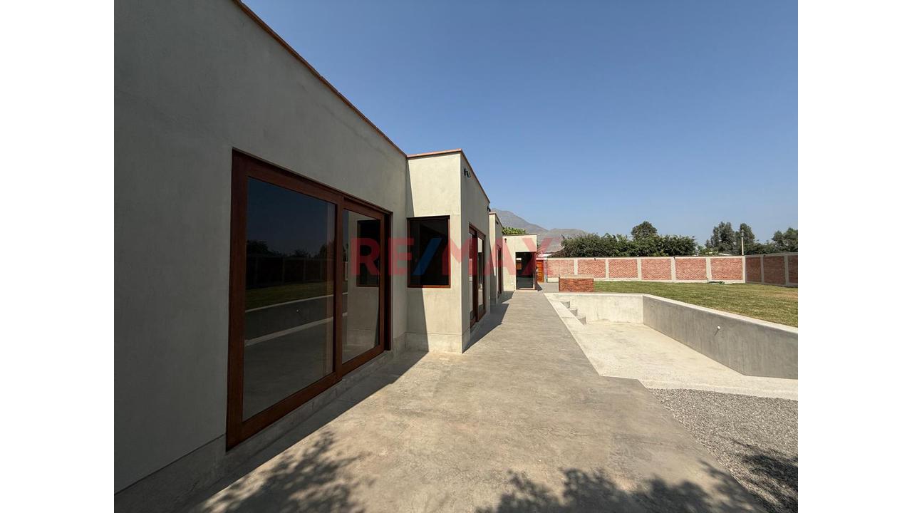 Venta  Casa De Campo De Estreno, Moderna, Funcional En El Condominio El Refugio - 15