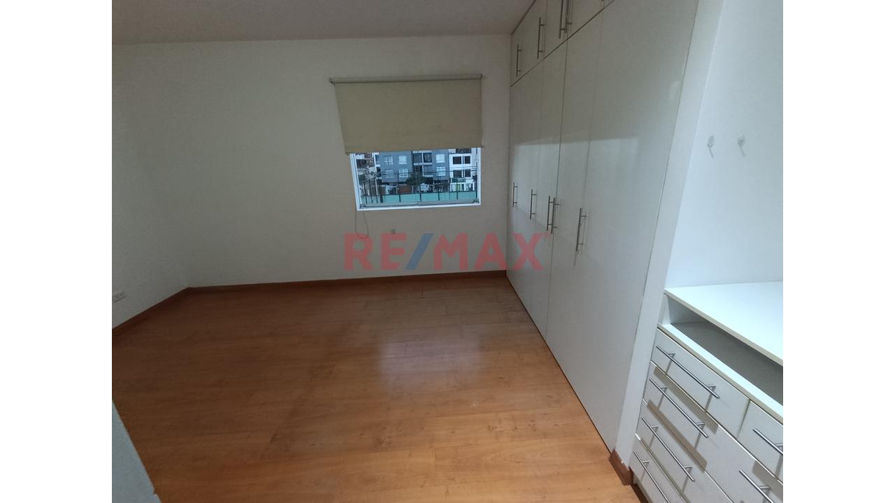 Miraflores. Cómodo Departamento En Edificio  Moderno De 2 De Mayo, Miraflores — foto 14