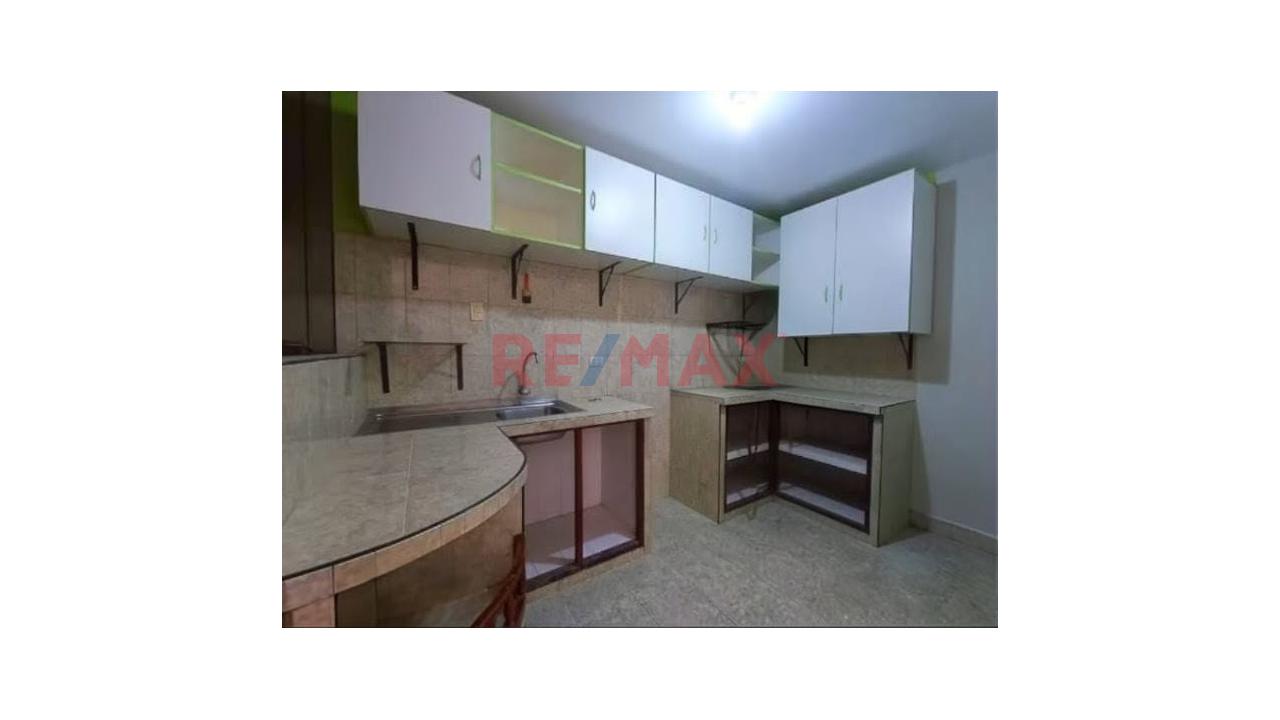 Linda Casa En Venta Urb San Isidro - 13