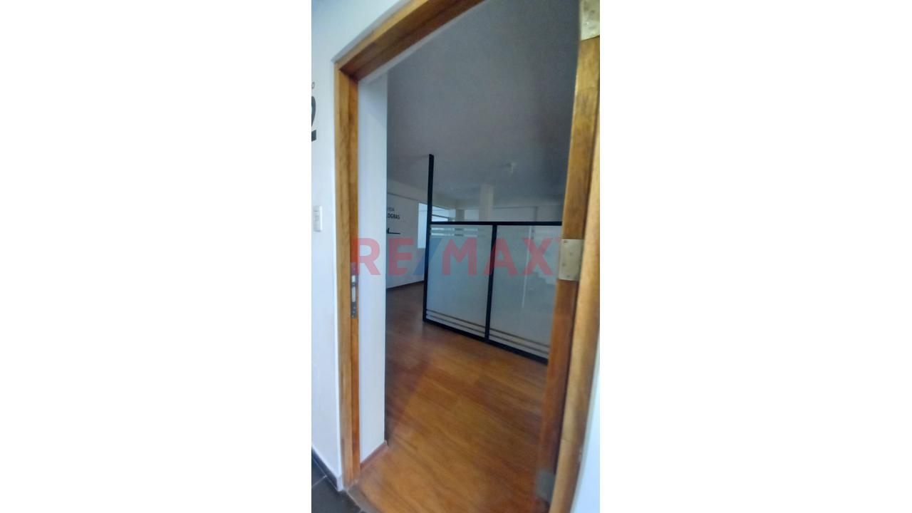 Venta De Edificio En Surquillo $650,000 - 16