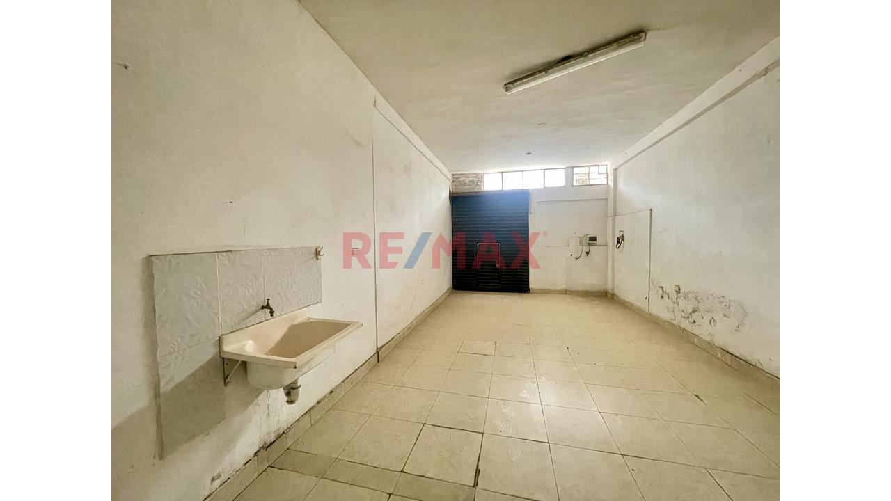 Venta Local Comercial En Esquina Urb. Las Brisas - Chiclayo - 4