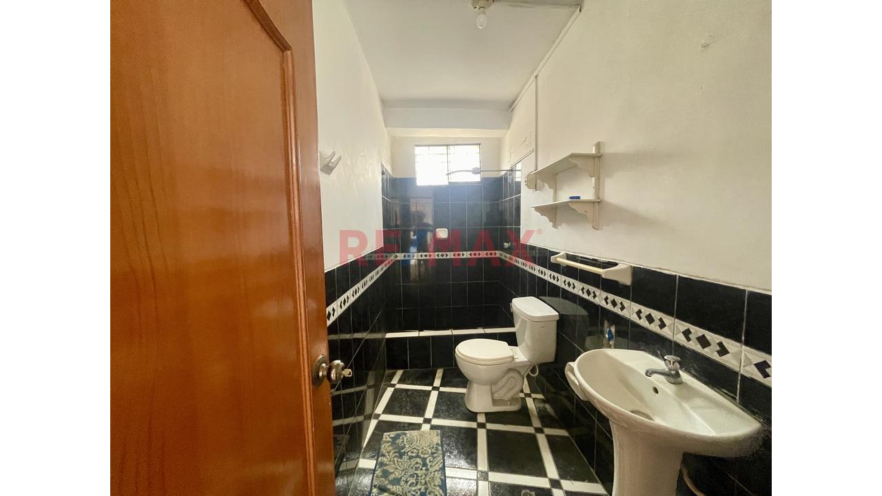 Venta Local Comercial En Esquina Urb. Las Brisas - Chiclayo - 11