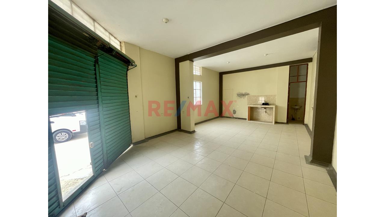 Venta Local Comercial En Esquina Urb. Las Brisas - Chiclayo - 2