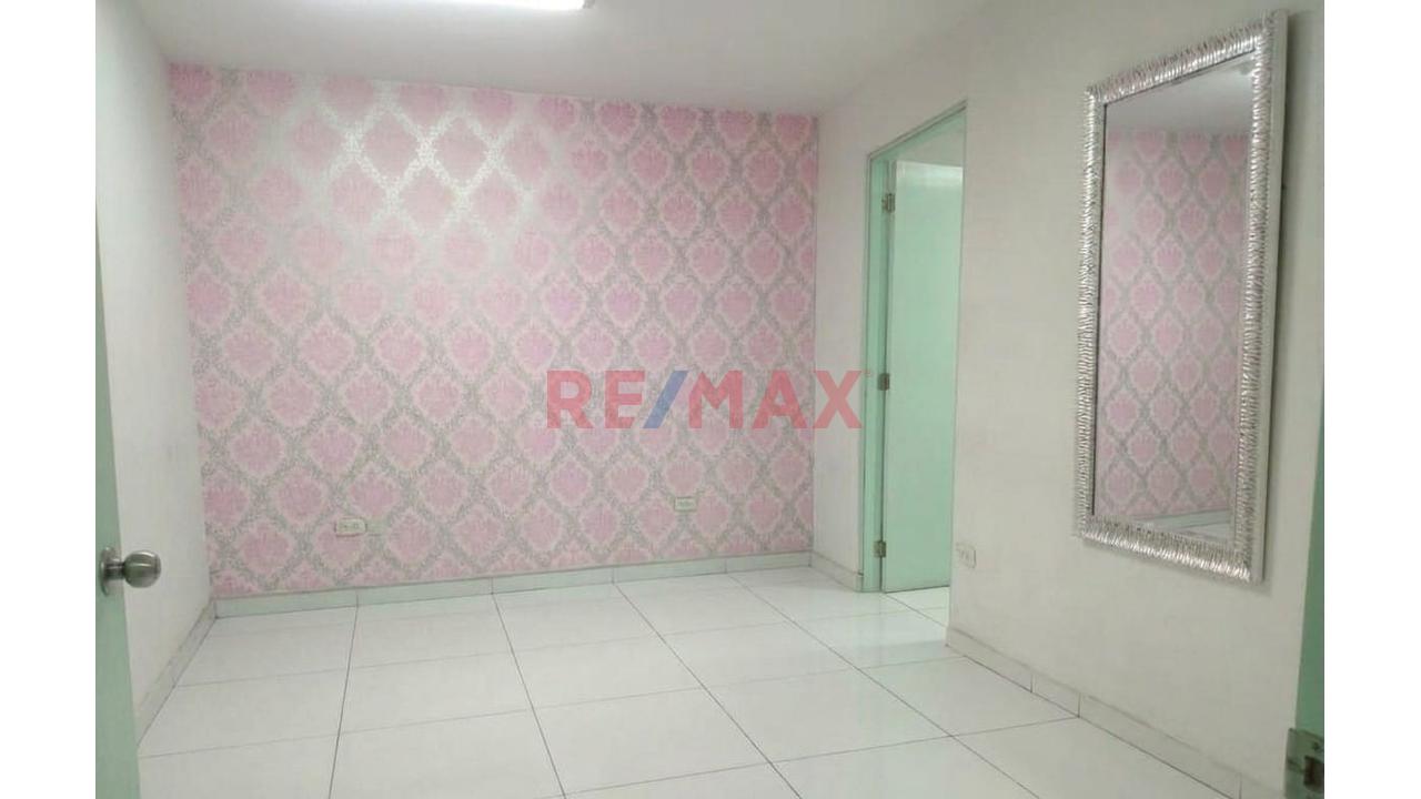 Venta De Local Para Consultorio Medico Y Afines En Av, Huaylas - 17