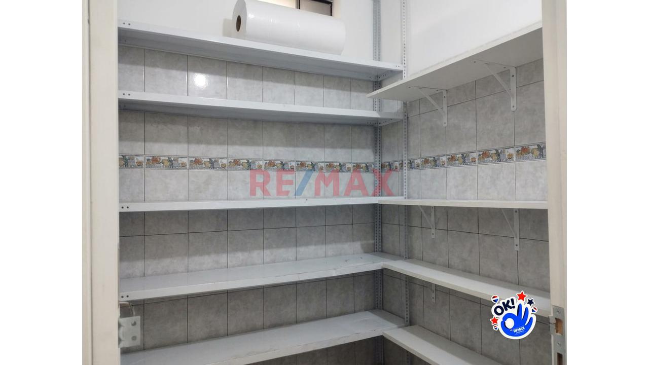Venta De Local Para Consultorio Medico Y Afines En Av, Huaylas - 11