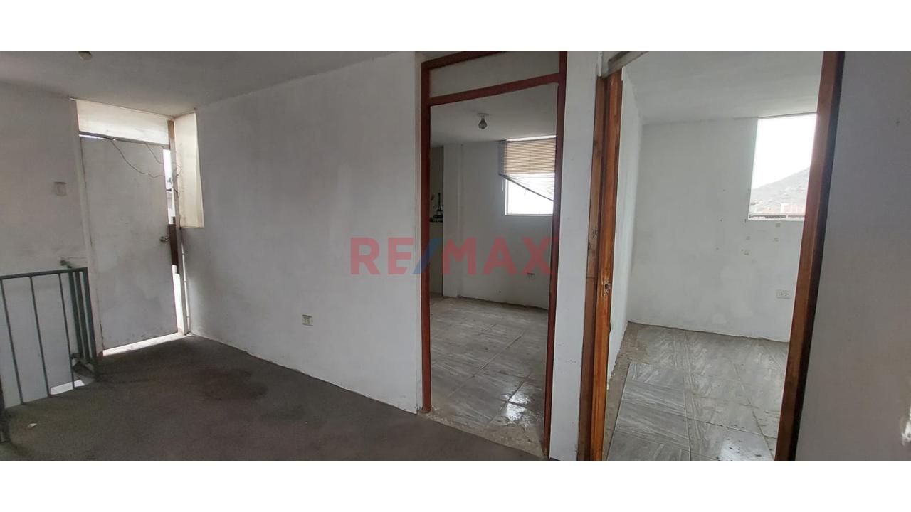Ocasión Se Remata Departamento Duplex 5To Y 6To Piso (Escaleras)  Area Total 180M2 Y Area Techada 142 M2 Frente A Parque, Mercados Y Mall Aventura Plaza Sta Anita, Unico Propietario, Documentos En Reg — foto 12