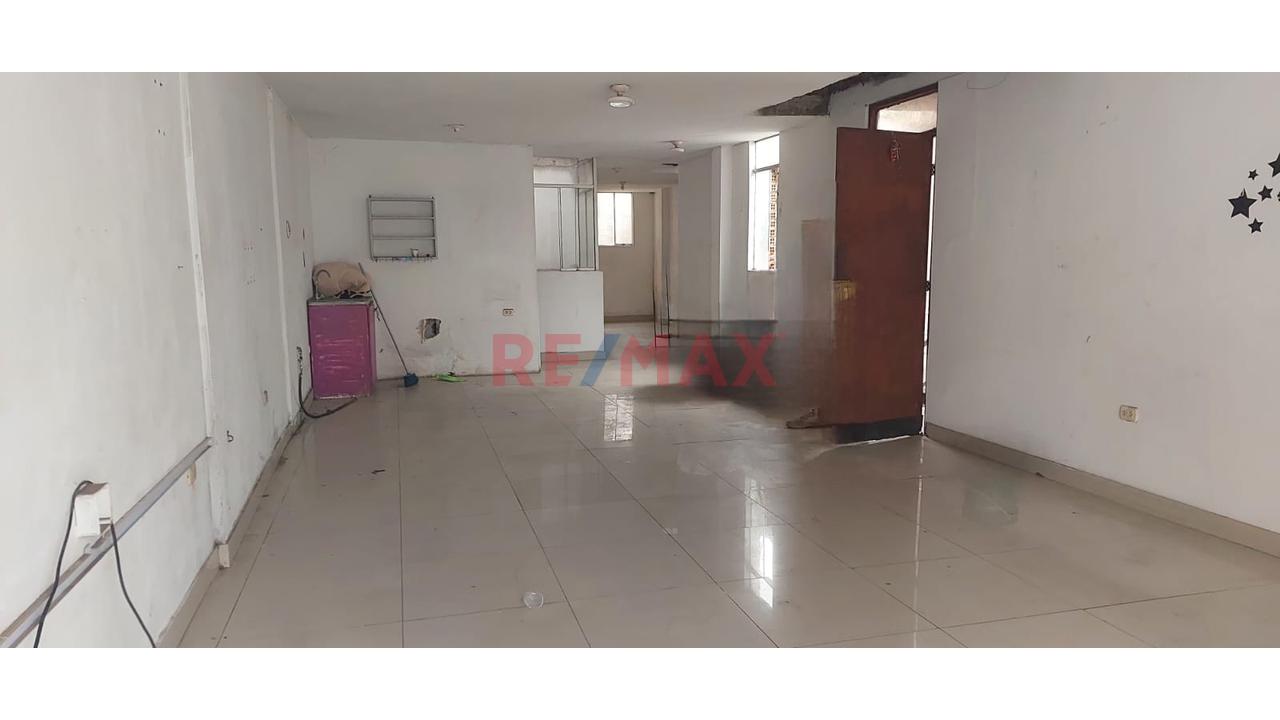 Ocasión Se Remata Departamento Duplex 5To Y 6To Piso (Escaleras)  Area Total 180M2 Y Area Techada 142 M2 Frente A Parque, Mercados Y Mall Aventura Plaza Sta Anita, Unico Propietario, Documentos En Reg — foto 4