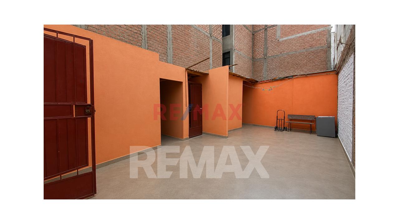 Venta De Terreno De 93 M² En San Martín De Porres - 6