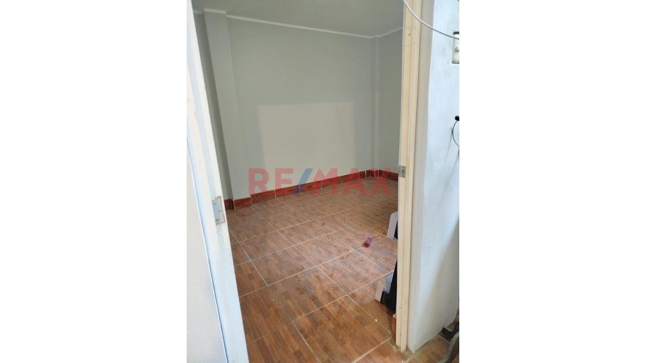 ✨ Venta De Casa 120Mt. Para Vivir ,Alquilar Y Generar Ingresos En Una Zona Tranquila Con Alto Potencial De Crecimiento A 3 Pasos De Av. Guardia Civil. - 17