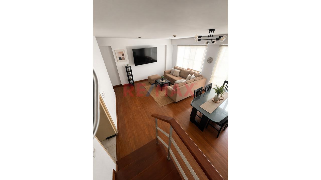 Departamento Duplex Para Remodelar - 5