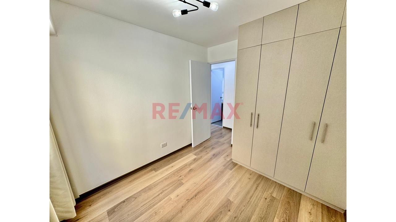 Alquilo Hermoso Departamento En Coronel Inclán, Miraflores — foto 8