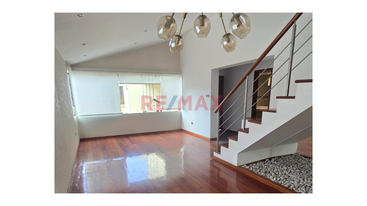 🏡 Dúplex De Lujo En Santiago De Surco | Amplios Ambientes, Terrazas Y Acabados Remodelados - 2