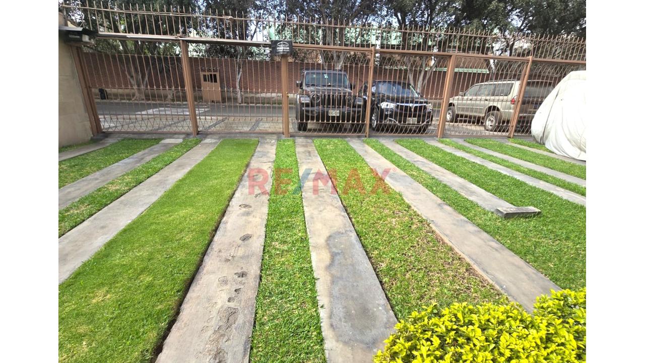 🏡 Dúplex De Lujo En Santiago De Surco | Amplios Ambientes, Terrazas Y Acabados Remodelados - 15