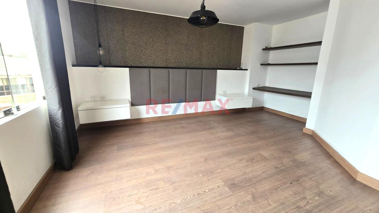 🏡 Dúplex De Lujo En Santiago De Surco | Amplios Ambientes, Terrazas Y Acabados Remodelados - 3